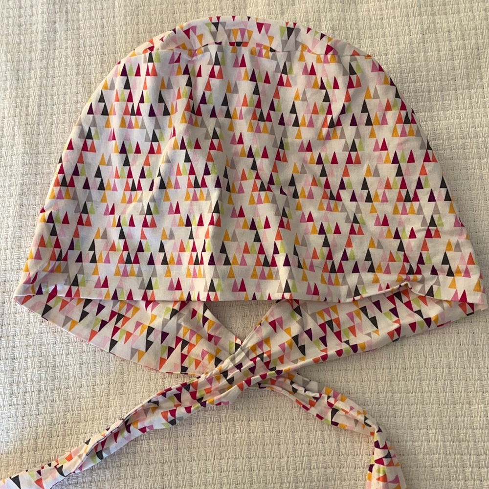 Blue Sky: WOMENS SURGICAL HAT JAZZY PYRAMID PIXIE